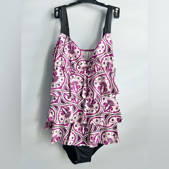 Swim Solutions Women's Purple Printed Tiered Fauxkini One-Piece Swimsuit Size 10 - Picture 3 of 10